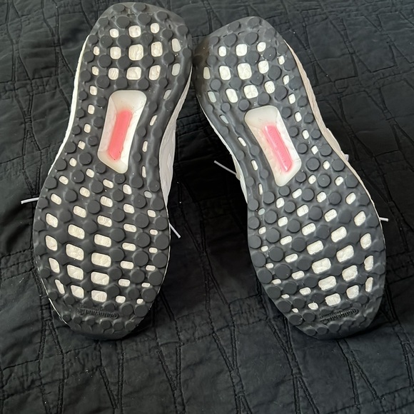 ULTRABOOST DNA 5.0 SHOES - Picture 4 of 7